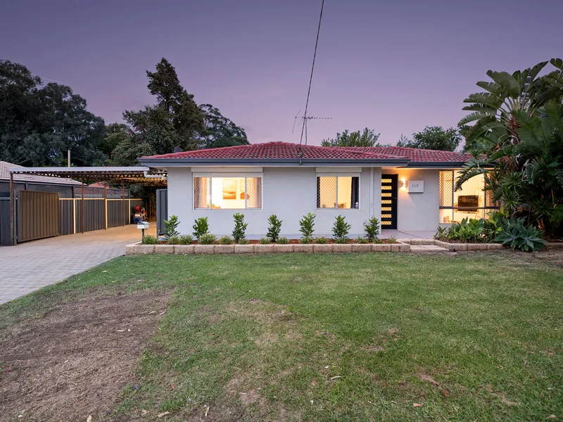 RENOVATED...STUNNING PRESENTATION.... WITH REAR ACCESS TO POWERD SHED