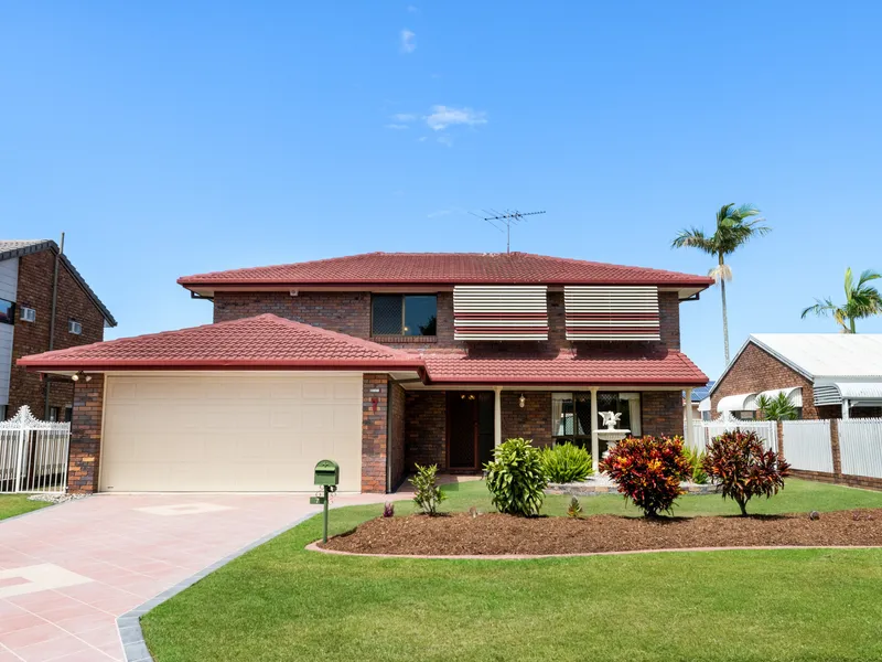 Large family residence