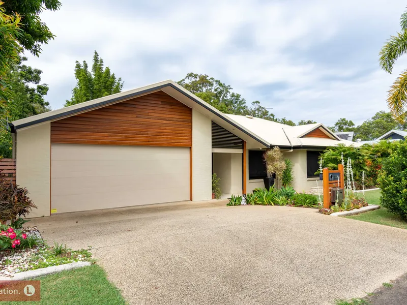 A MUST SEE FAMILY HOME! SERENITY, STYLE AND A FIRST CLASS LOCATION...