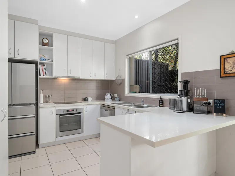 Expansive Town-home in Thriving Carina Heights