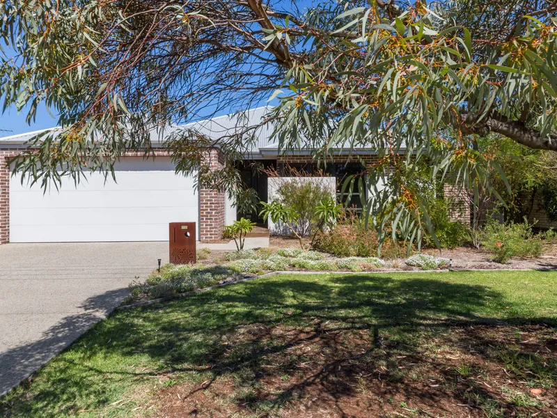 SPACIOUS 4 BEDROOM FAMILY HOME WITH THE LOT!! 