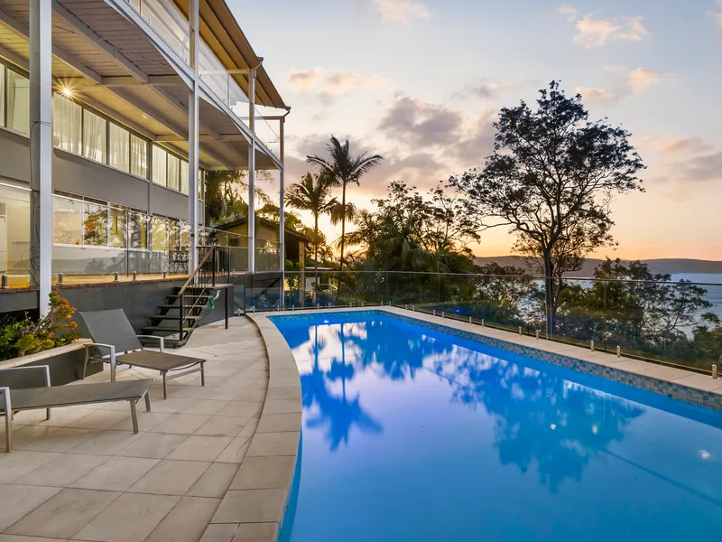 Five bedroom entertainer; expansive Pittwater views