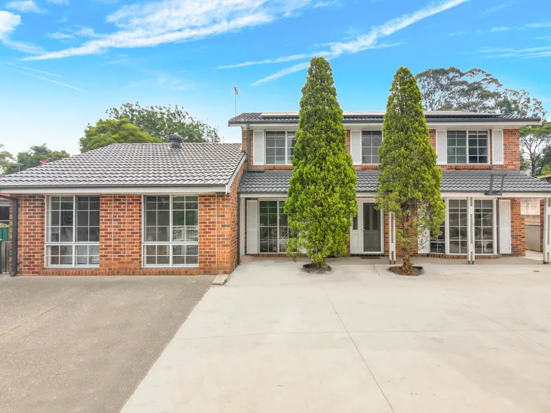 Crestwood Home on 989SQM of Land