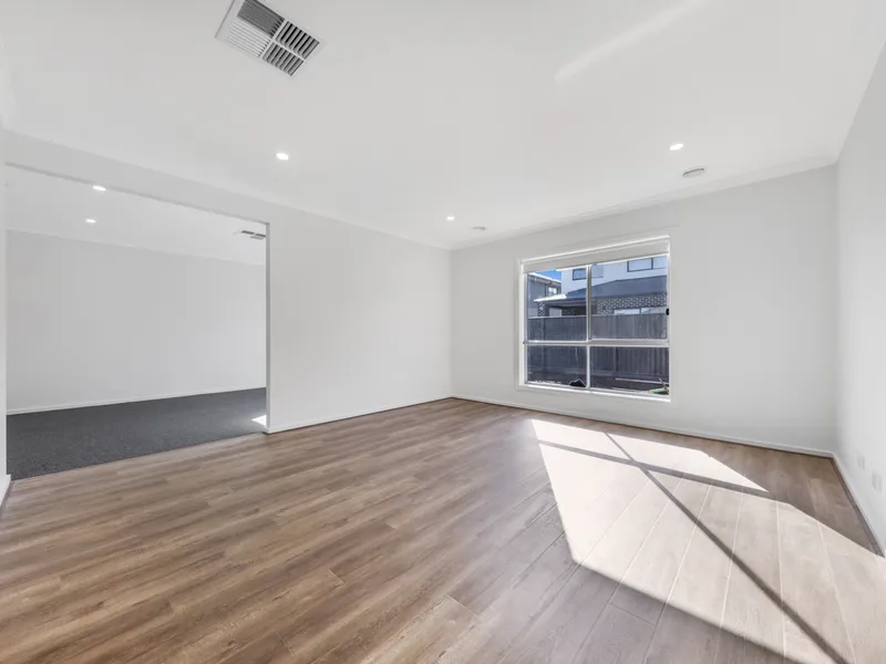 Brand new build in Lara Lakes