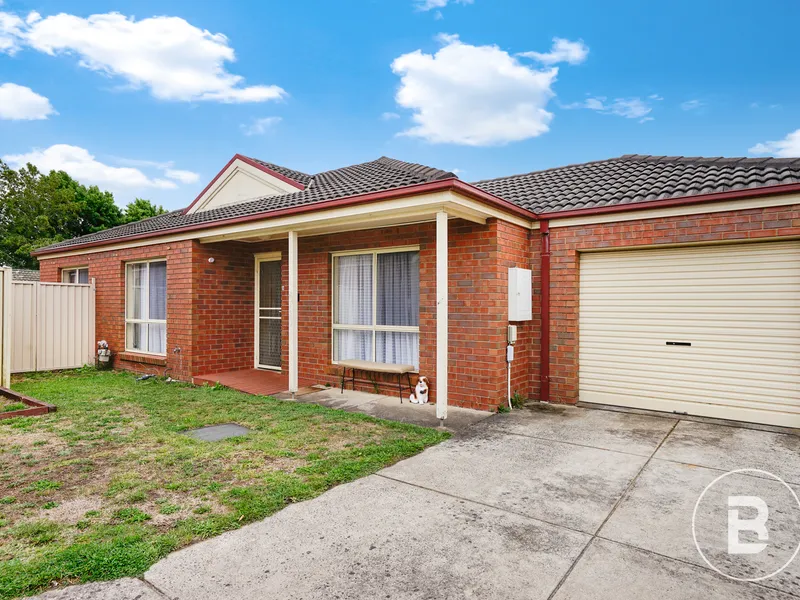BRICK TOWNHOUSE ACROSS FROM RUSSELL SQUARE