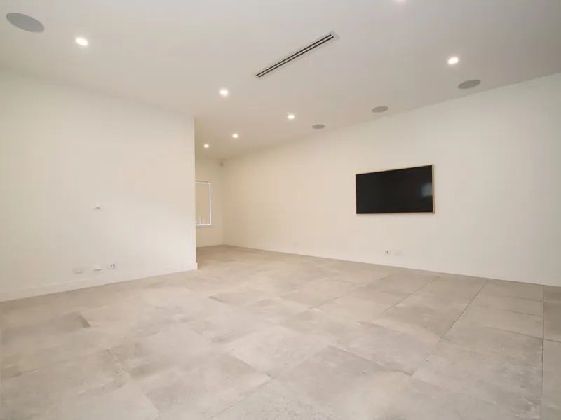 Modern Four Bedroom Duplex