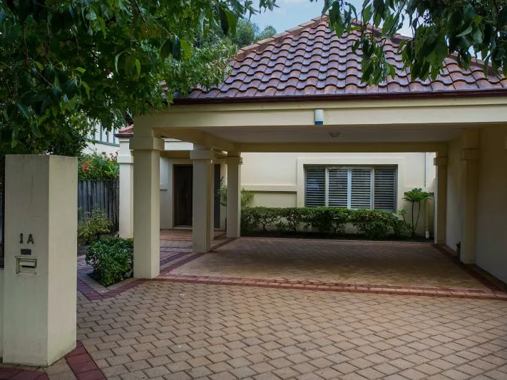 FABULOUS SINGLE LEVEL HOME