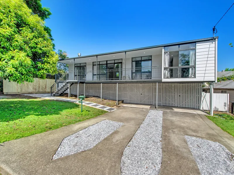 Spacious home on border of Wavell Heights
