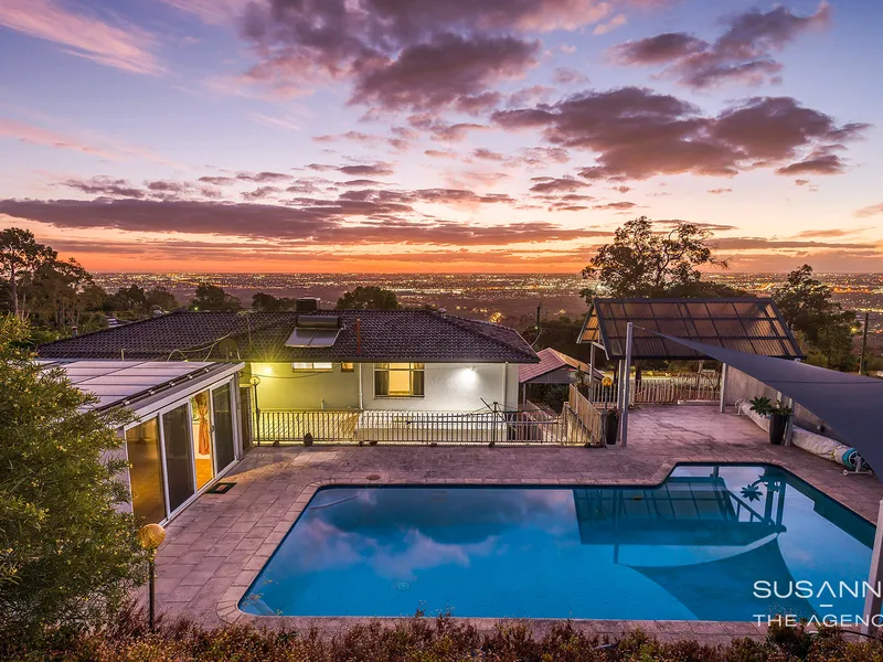 Classic Lesmurdie Residence with Stunning Views and Vast Potential
