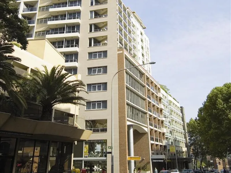 2 bedroom +Study available for rent