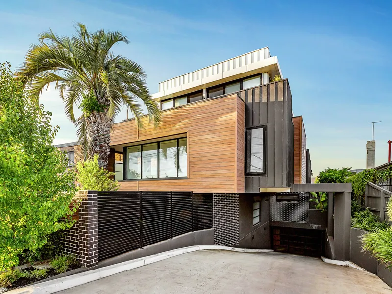 11 Apartments to be Sold as One