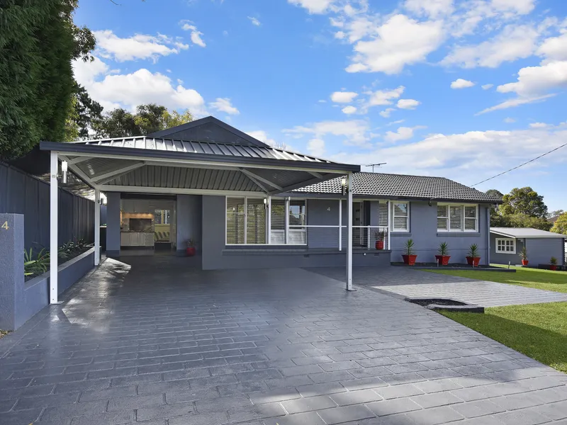 Beautifully Presented Rendered Brick Home.