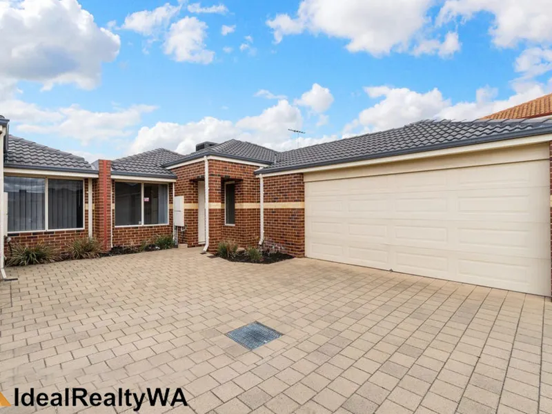 Best Location!! Lovely 3 x 2 Family House
