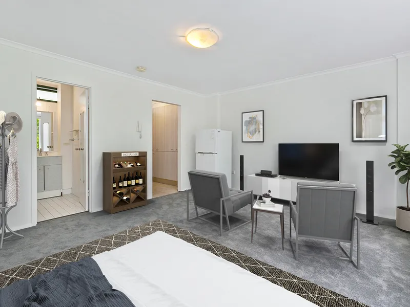 Bright Unfurnished Studio In Habitat Building