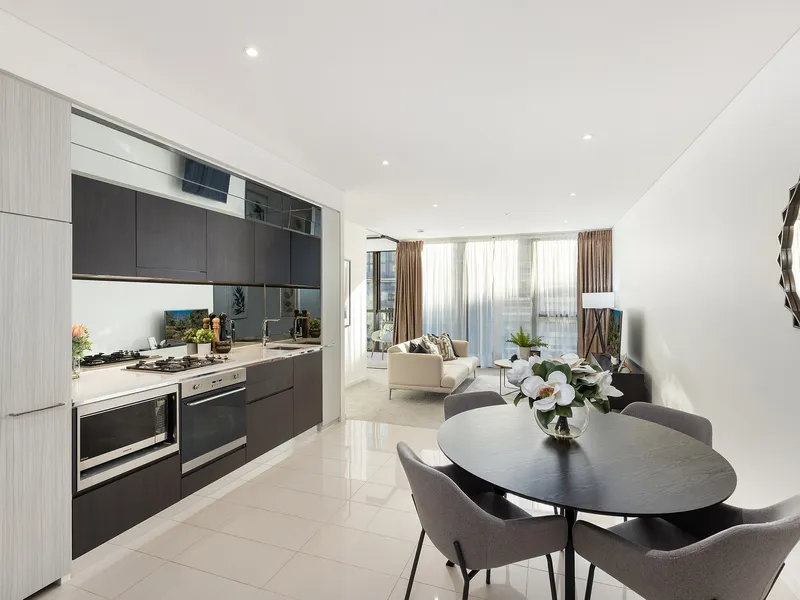 Sophisticated retreat in the luxury 'Skye' building