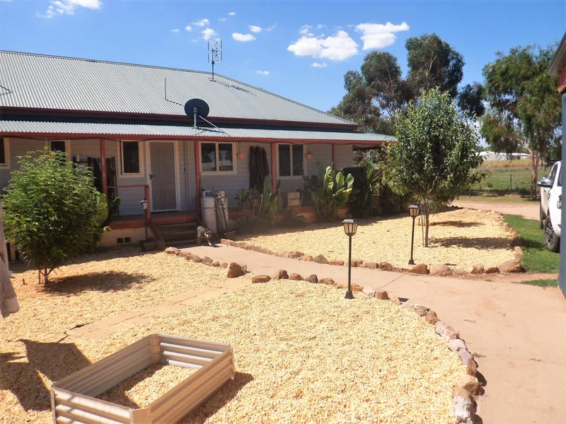 PERFECT SMALL ACREAGE PACKAGE