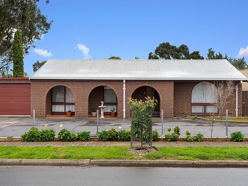 Generous Three Bedroom Home (No Pets)