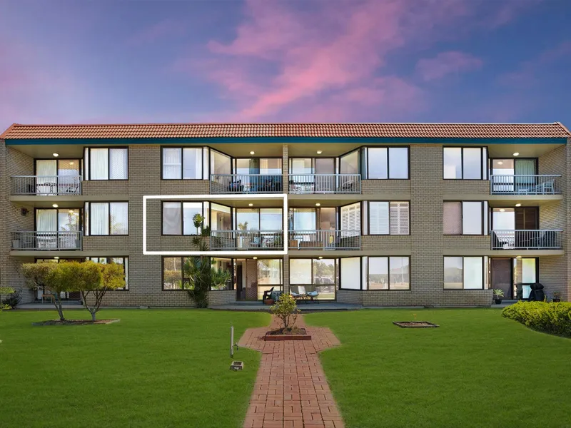 Holiday all year round OR lucrative investment?