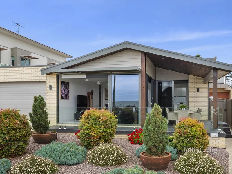 Beachfront Bellarine Beauty
