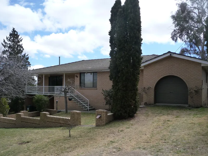 DOUBLE BRICK RESIDENCE