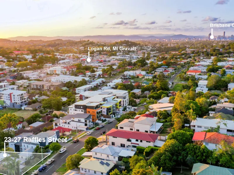 Fantastic MDR (5 Stories) Residential Development Site With Holding Income $1240pw