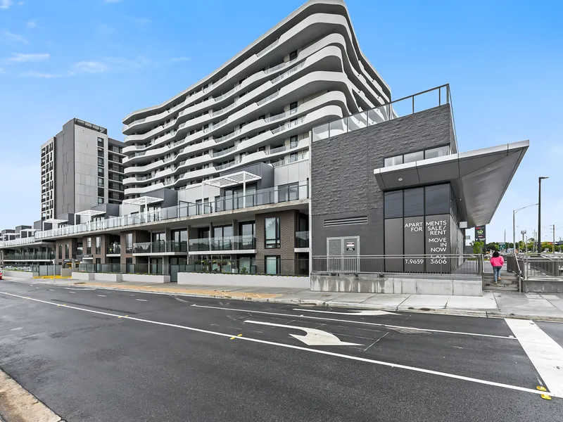 Spacious & Stylish in Perfect Central Location!
