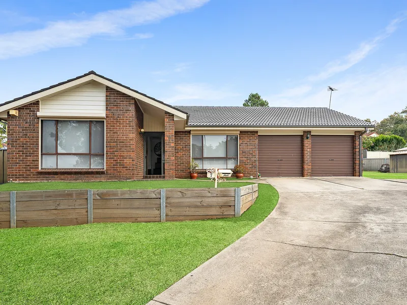 Sizeable family-friendly home in convenient locale