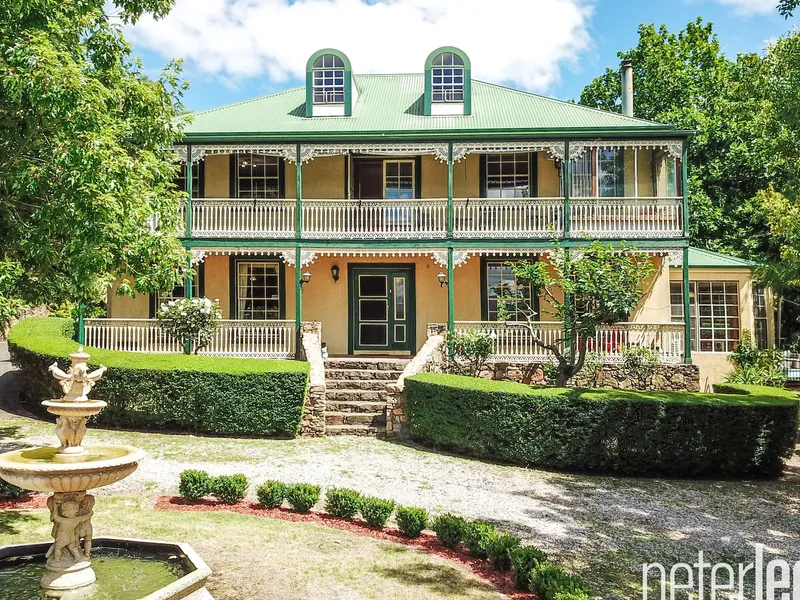 Magnificent West Launceston! All you could want rolled into one! 