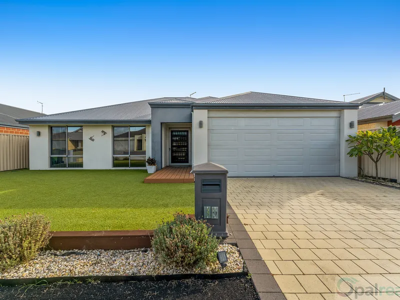 Stunning family home in the heart of Secret Harbour