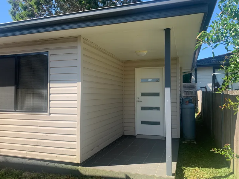 Open Plan Living Granny Flat! 