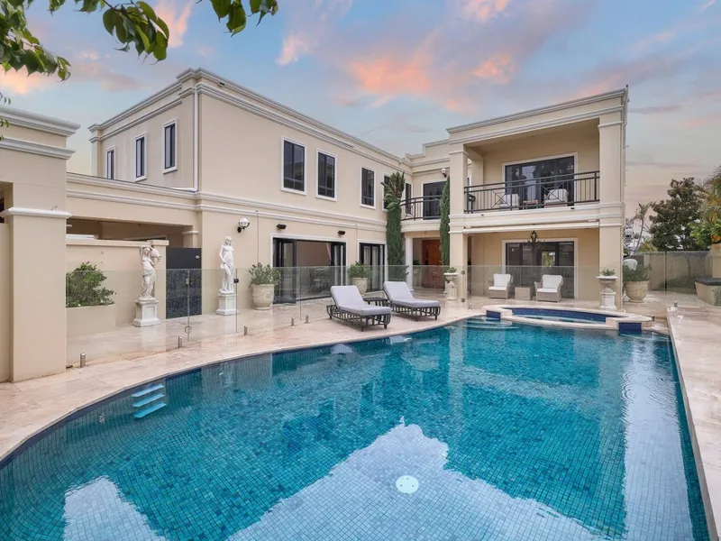 Waterside Luxury, Fusing Classic Elegance with Mediterranean Allure - Fully Furnished