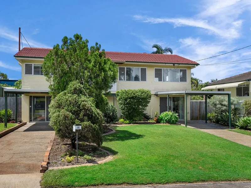 Fantastic High Set Home In Great Location!