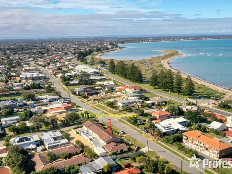 RESORT LIFESTYLE WITH STUNNING VIEWS