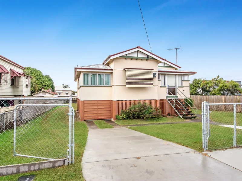 DON’T WORRY ABOUT SUB-DIVIDING ME – I’M ALREADY ON TWO TITLES!!!