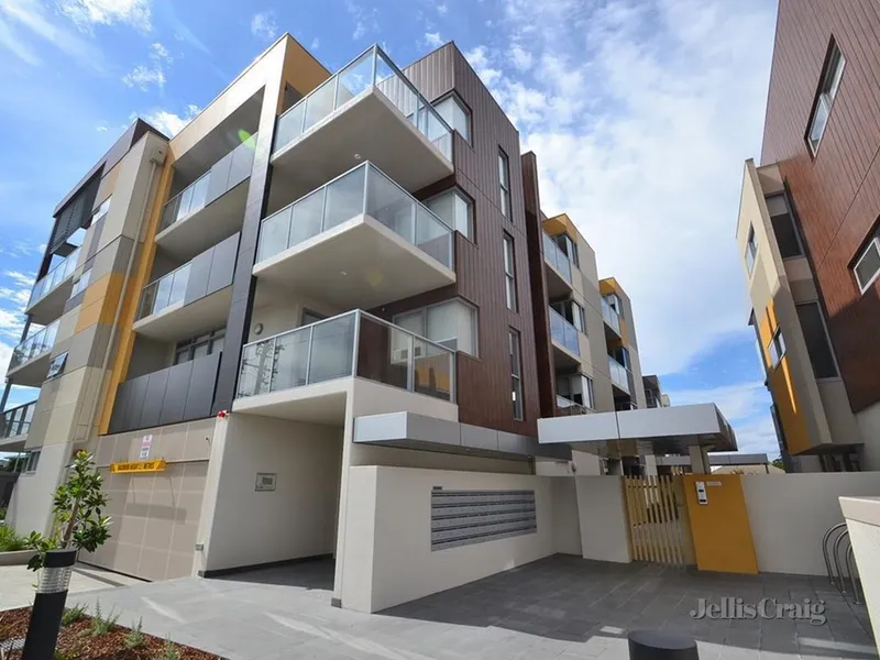 A Must See Apartment in Northcote