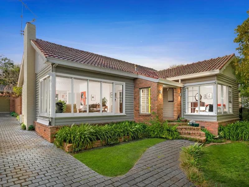 Charming Home in Newtown's River Precinct