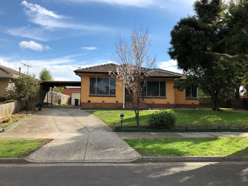 Modern 3 bedroom Family home! 