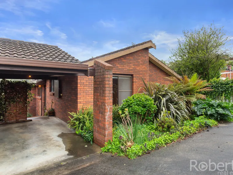 Updated 2 Bedroom unit