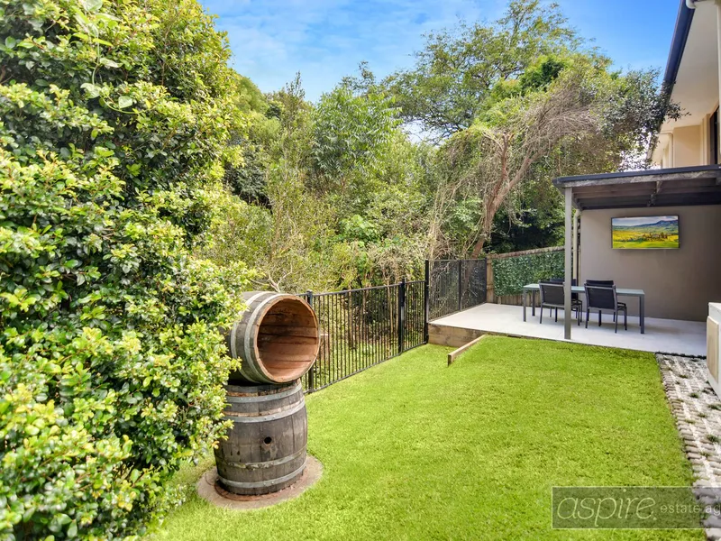 * PREMIERE HOME WITH BACKDROP ONTO BUSH!! KICK-BACK, RELAX WITH SUPERB VIEWS & A LIVING ON ACREAGE FEEL WITHOUT THE UPKEEP!*