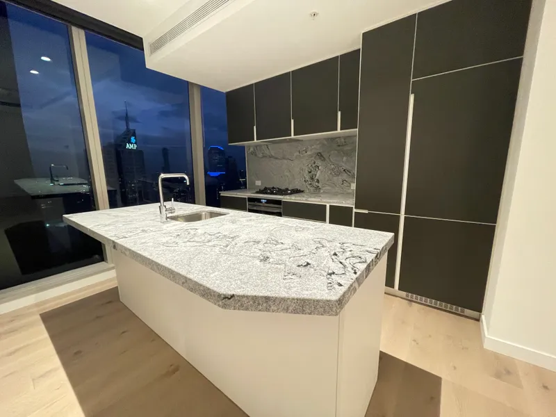 Brand New-2 beds 2 bath apartment with breath taking views