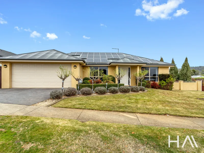 Spacious flat block, Ideal Location