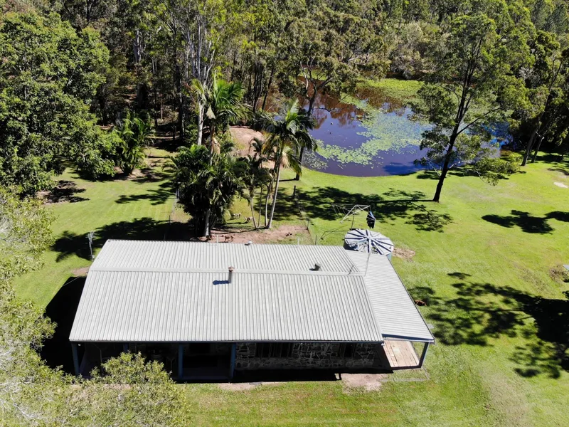 114 ACRE PRIVATE COUNTRY LIFE STYLE RETREAT