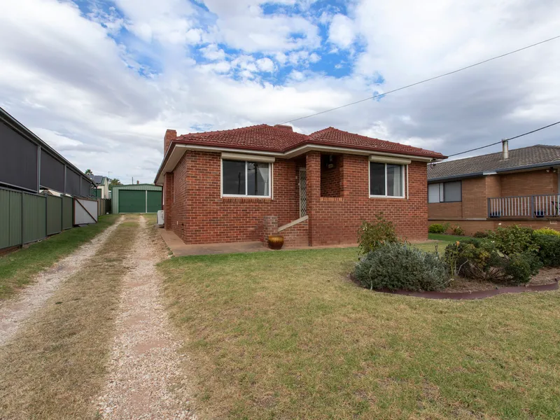 THREE BEDROOM HOME/FAMILY FRIENDLY LOCATION