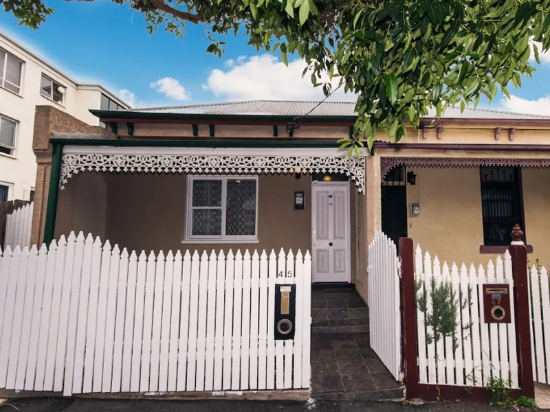 CHARMING PERIOD HOME!