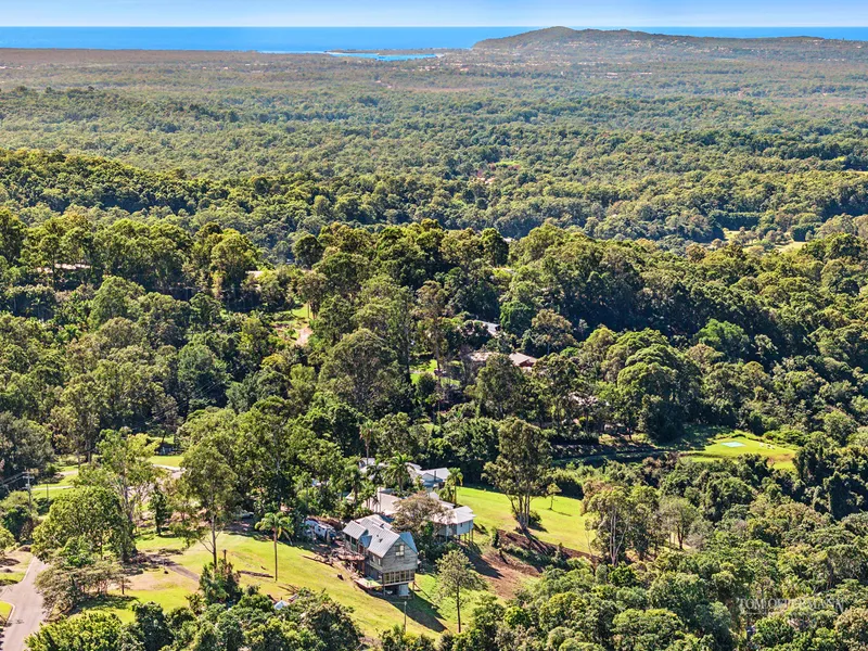 Panorama: Coral Sea Views & Sunsets Over Mt Cooroy