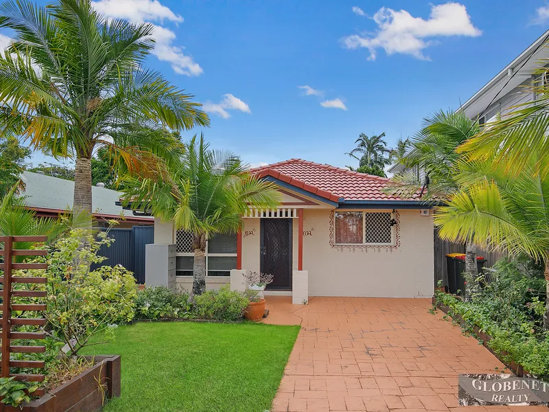 Ducted Air Conditioned Family Home