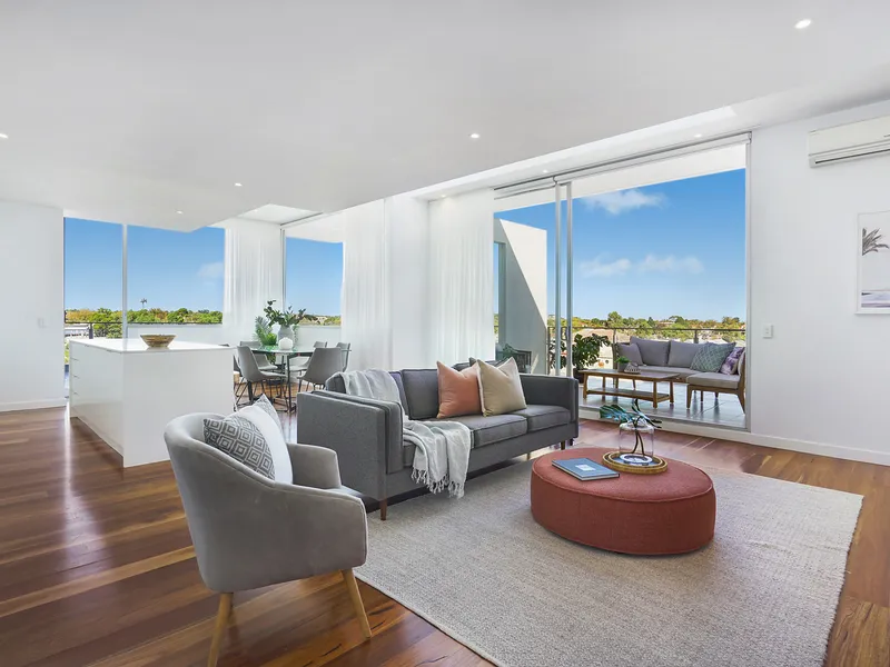 Penthouse-Level Perfection With Panoramic Views
