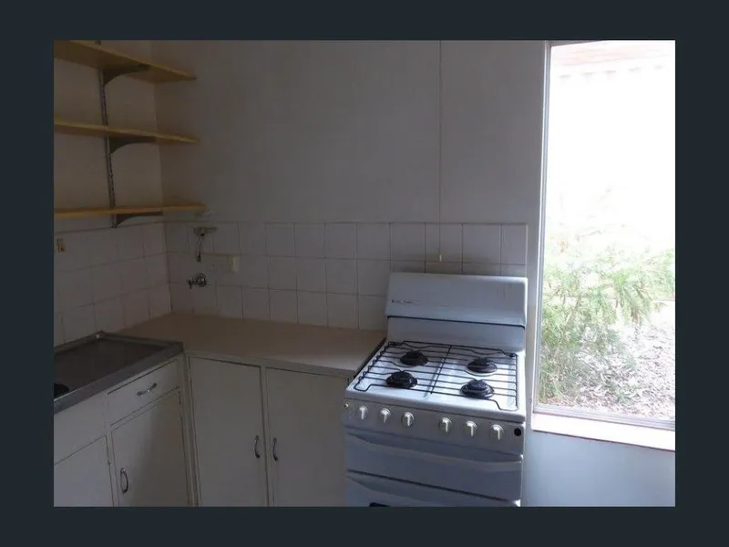 Large Unit in Fantastic Location! Pets Allowed. WALK TO EVERYTHING!