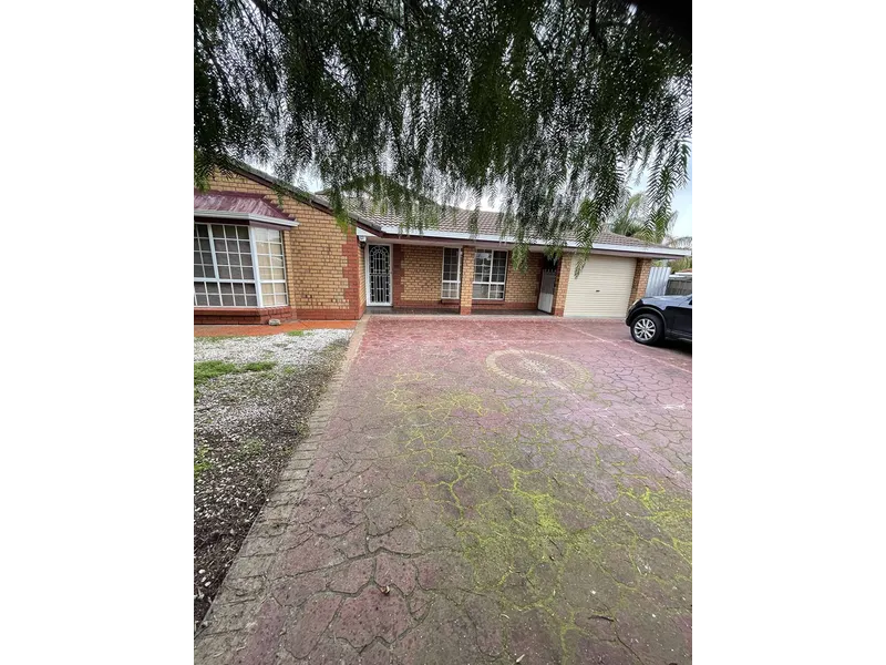 HOUSE FOR RENT