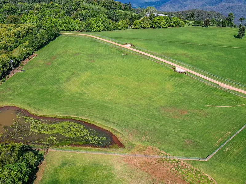 Dreaming of living in the country?